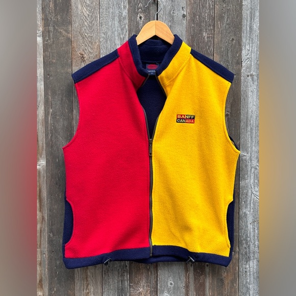 Banff vest - Picture 3 of 10